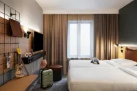 Moxy Edinburgh Fountainbridge Hotels near Riccarton General Practice