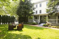 Harpoon House - Homestays