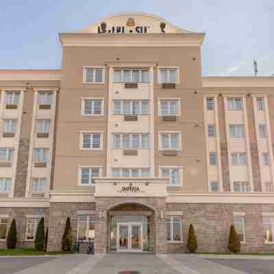 Imperia Hôtel et Suites Terrebonne Hotel Exterior