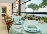 Hotel la Bussola - 4-Star