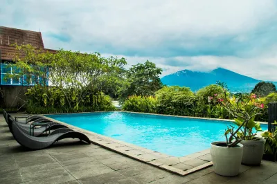 Royal Hotel Bogor Hotels near Kebun raya bogor