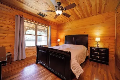 Wood Cabin in the wilderness at Bonham, Texas