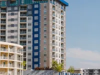 H on Mitchell Apartment Hotel Hotels near Aquascene