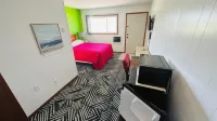 Sands Motel - parking