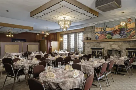 The Cavalier Inn Отели в г. Виннипег