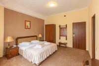 Hotel Premier - balcony