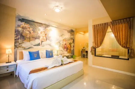 Ayara Grand Palace Hotel