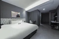 Hotel Zam 101