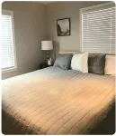 Skots Villa Bottom West. Near Sanford Medical, Midco, Univ. SF & Augustana