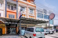 RedDoorz at Seindo Hotel Medan Hotels in Sei Sikambing B