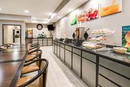 Quality Inn & Suites Granbury