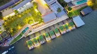 บลูสกายราฟท์ รีสอร์ต - อ่างจากุชชี่