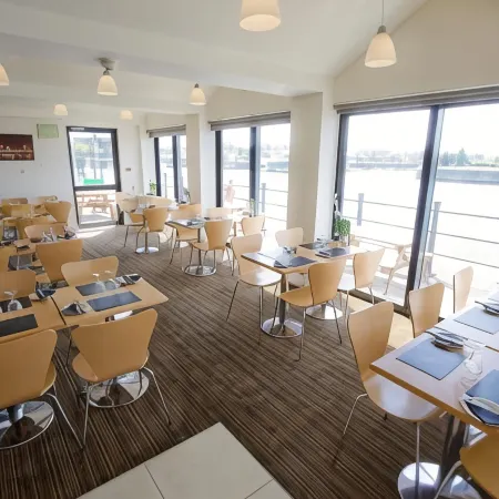 The Dolby Hotel Liverpool - Free City Centre Parking Отели рядом с достопримечательностью «Парк Оттерспул»