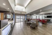 Holiday Inn Express & Suites Fort Worth - Fossil Creek