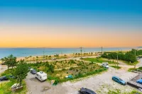 Yangyang Yoloha Dongho Beach Branch - Pensions