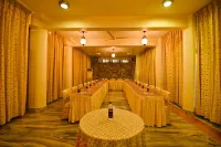 Om Niwas Suite Hotel