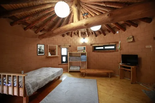 Jeongseon Towoomaru Pension