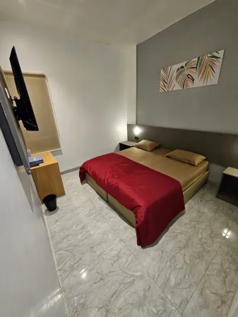 Hotel Star Отели в г. Лахат