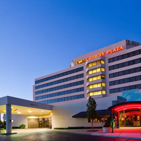 Crowne Plaza AUBURN HILLS by IHG