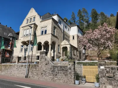 부티크 호텔 빌라 호르바흐 Deutsches Edelsteinmuseum 주변 호텔