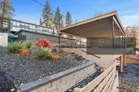 Minutes from Downtown- Podium, Arena, Riverfront