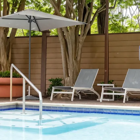 DoubleTree by Hilton Houston Medical Center Hotel & Suites Отели рядом с достопримечательностью «Зоопарк Хьюстона»
