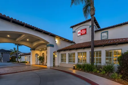 Best Western Plus Capitola by-The-Sea Inn Suites