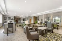 Best Western Plus des Moines West Inn  Suites - 3-Star