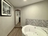 Big Bird Inn Wawa, SureStay Collection by Best Western Hotels in Wawa