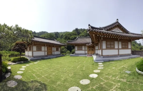 Yangpyeong Hanok Yeonga Pension โรงแรมใกล้ตลาด Yangsuri Market