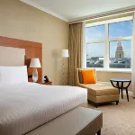 Arbat Stars Hotel and Apartments (ex Marriott Novy Arbat) パトリアーシュエ池周辺のホテル