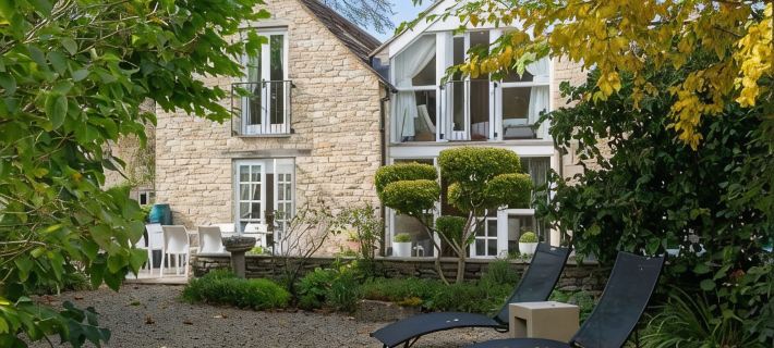 Chic Multi Award Winning  Luxury Cotswold Cottage - Sleeps 8 Hotels in Burford