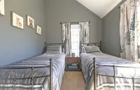 3-bed condo in the Heart of North Conway sleeps 8 Mins from Cranmore & Storyland