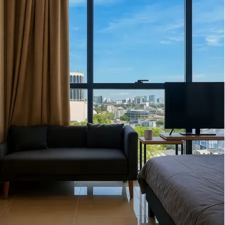 Lulong Studio, TV + Wifi, Kozi Square