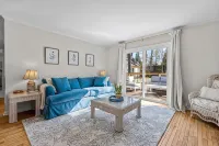 Curated 3BR Boutique Retreat in Cary – Walk to Trails, Close to Downtown