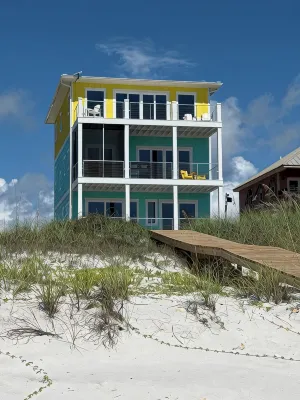 Luxury Gulf Front, Expansive Sandy Beach, Private Pool, 2 Masters, Sleeps 16 - 4-Star