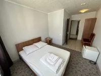 Mayak Mini-Hotel - Airport Shuttle