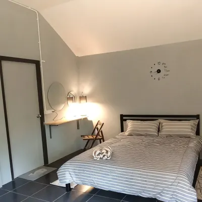 Farm Madame Fleur Hotels near Premium Outlet Cha-am