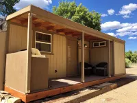 Welcome to Lainees Lounge - Homestays