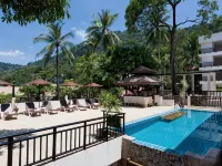 باتونج لودج هوتل Hotels near شاطئ كاليم (Kalim Beach)