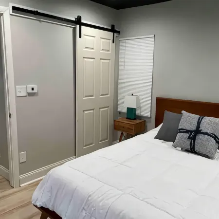 Newly Renovated Downtown Gem!