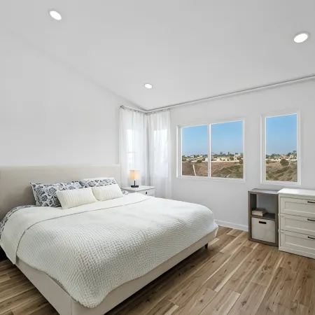 Spacious 4-bedroom house in delightful Chula Vista with view