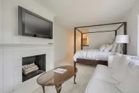 Heated Indoor Pool and Spa - Golf Course View