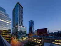 Holiday Inn & Suites MONTREAL CENTRE-VILLE OUEST by IHG Hotels near Windsor Train Station