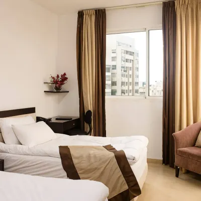 Bliss 3000 Furnished Studios โรงแรมใกล้ทางเดินเลียบชายฝั่ง
