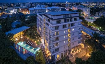 The Grand Napat
