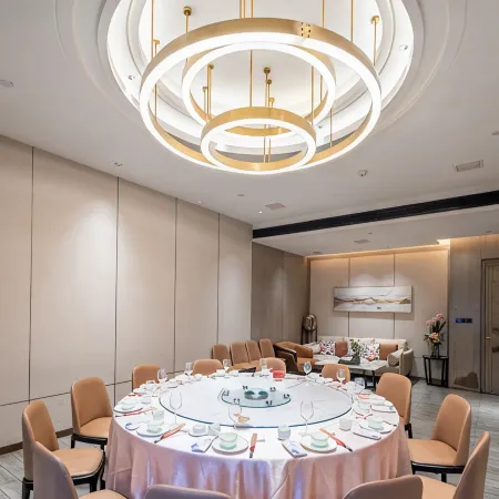 Dongcheng Hotel