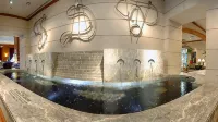 Renaissance Chicago Downtown Hotel