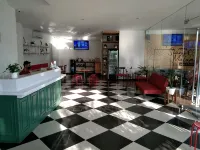 DeMira Hotel