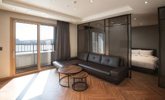 Sunrise Hotel Sokcho - Housity